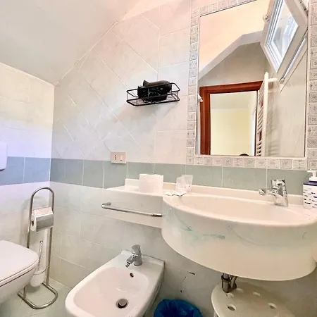 Casa A Cinque Minuti Dal Mare - San Zulien 1 *
