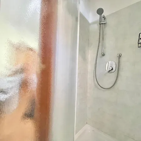 Casa A Cinque Minuti Dal Mare - San Zulien Bea... דירה *